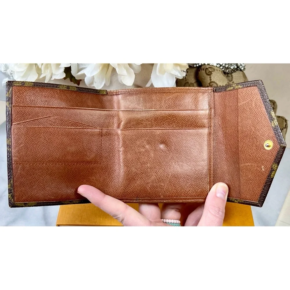 Louis Vuitton Brown Monogram Bi-Fold Snap Wallet